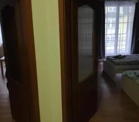 Apartman 404 야히모프 외부 사진