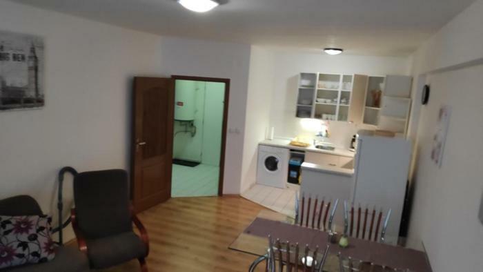Apartman 404 야히모프 외부 사진